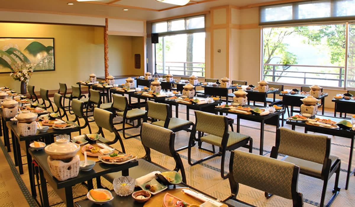 御宴会処 銀鱗の間